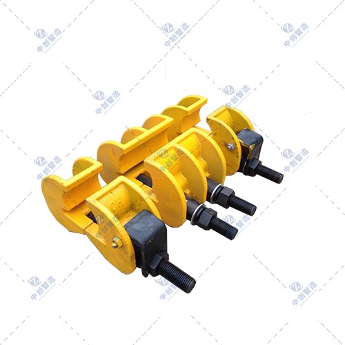 鋼軌接頭無孔夾緊